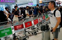 Hong Kong: Partidas novamente canceladas no Aeroporto internacional