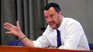 İtalya İçişleri Bakanı Matteo Salvini denizdeki 500 göçmene kapıyı kapattı