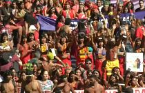 Manifestaciones contra Bolsonaro por deforestaciones masivas y recortes al sistema público