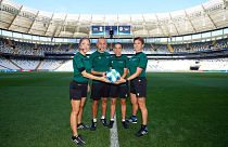 Terna arbitrale femminile, più il quarto uomo, Cakir, per la finale di Supercoppa Europa.