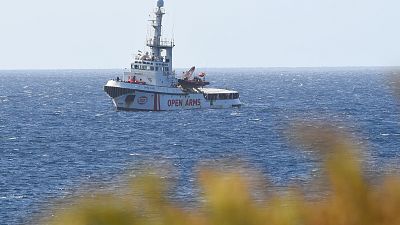 Imagen de un rescate del barco Ocean Viking