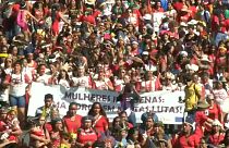 Le donne indigene in Brasilia per protestare contro Bolsonaro