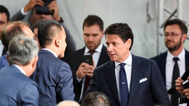 شاهد: إيطاليا تحيي الذكرى السنوية الأولى لانهيار جسر موراندي في جنوة شاهد: إيطاليا تحيي الذكرى السنوية الأولى لانهيار جسر موراندي في جنوة