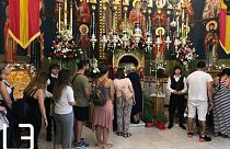 Παναγία Σουμελά: Πλήθος πιστών στην λιτανεία και τον εσπερινό