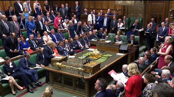 Oposição quer derrubar Boris Johnson Oposição quer derrubar Boris Johnson