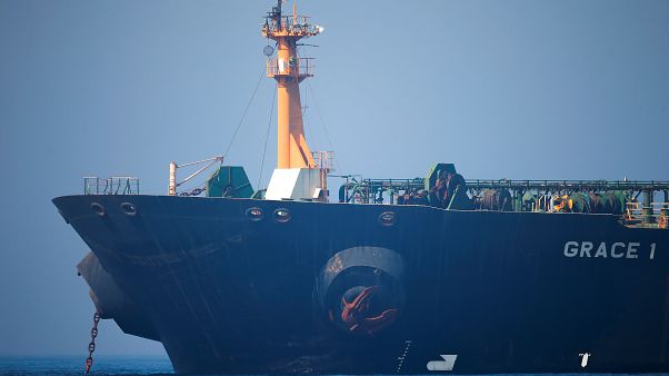 Gibilterra: manovre al porto, la Grace 1 è pronta a salpare? Gibilterra: manovre al porto, la Grace 1 è pronta a salpare?