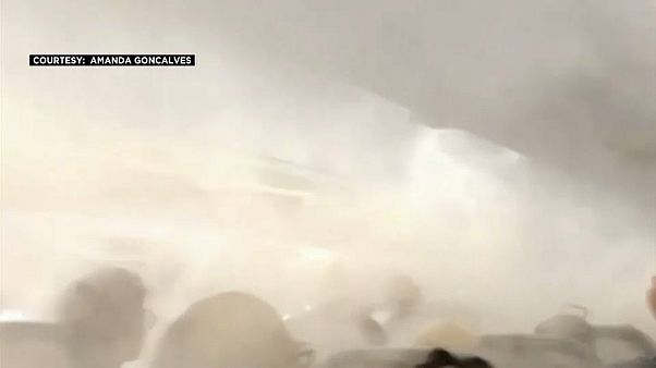 صورة التقطتها الراكبة أماندا غوسالفيس لمقصورة الطائرة صورة التقطتها الراكبة أماندا غوسالفيس لمقصورة الطائرة