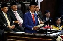 الرئيس الإندونيسي جوكو ويدودو يلقي كلمة أمام البرلمان في جاكرتا