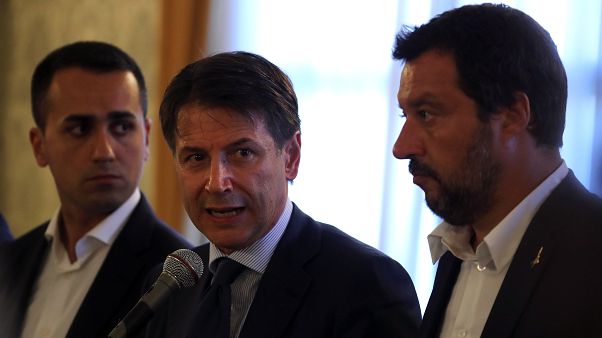 Ιταλία: Κόντε και Ντι Μάιο εναντίον Σαλβίνι Ιταλία: Κόντε και Ντι Μάιο εναντίον Σαλβίνι