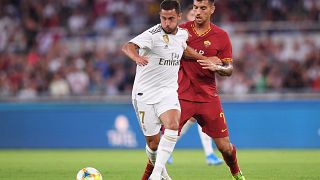 هازارد من ريال مدريد في مباراة مع لورنزو بيليغريني  11 أغسطس آب 2019 روما إيطاليا