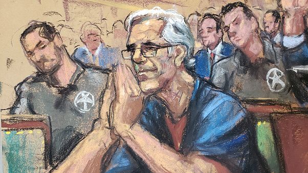 Cinsel istismar suçuyla yargılanırken intihar eden milyarder Epstein'a 100 milyon dolarlık dava Cinsel istismar suçuyla yargılanırken intihar eden milyarder Epstein'a 100 milyon dolarlık dava