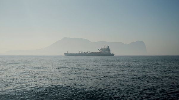 Governo iraniano não descarta Síria como destino do petróleo Governo iraniano não descarta Síria como destino do petróleo