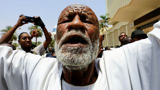 السودان من حركة الاحتجاج الى توقيع الاتفاق حول الانتقال السياسي