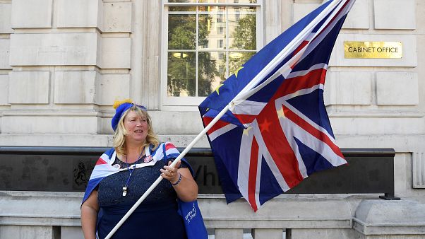 Resmi rapor: Anlaşmasız Brexit durumunda İngiltere'yi gıda, yakıt ve ilaç kıtlığı bekliyor Resmi rapor: Anlaşmasız Brexit durumunda İngiltere'yi gıda, yakıt ve ilaç kıtlığı bekliyor