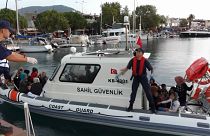 Çanakkale'den Yunan adasına kaçak yolla geçmeye çalışan 330 göçmen yakalandı