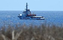 کشتی نجات «آغوش باز» در نزدیکی سواحل لامپدوزای ایتالیا