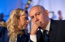 Супруга Нетаньяху выбросила кусок украинского каравая