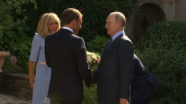 Putin bei Macron: Lösung im Ukraine-Konflikt in Sicht? Putin bei Macron: Lösung im Ukraine-Konflikt in Sicht?