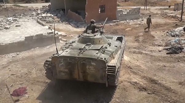 Сирийская армия штурмует Хан-Шейхун Сирийская армия штурмует Хан-Шейхун