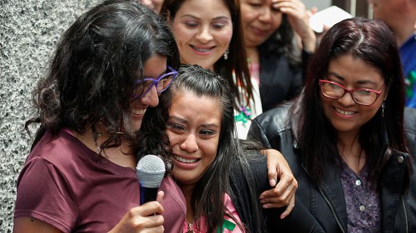 Absolvida jovem condenada por aborto espontâneo Absolvida jovem condenada por aborto espontâneo