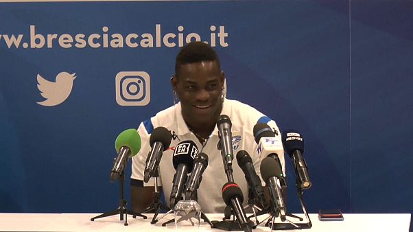 Mario Balotelli feliz no regresso a casa Mario Balotelli feliz no regresso a casa