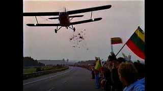 Meet the pilot who defied KGB orders to drop flowers on Baltic Way human chain
