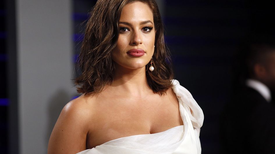 Pregnant Nudist Party - Ashley Graham's pregnancy nude has divided the internet | Living