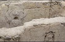 Une fresque de 3 800 ans découverte au Pérou