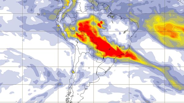 Los incendios en el Amazonas aumentan un 82% en comparación con el mismo período de 2018 Los incendios en el Amazonas aumentan un 82% en comparación con el mismo período de 2018