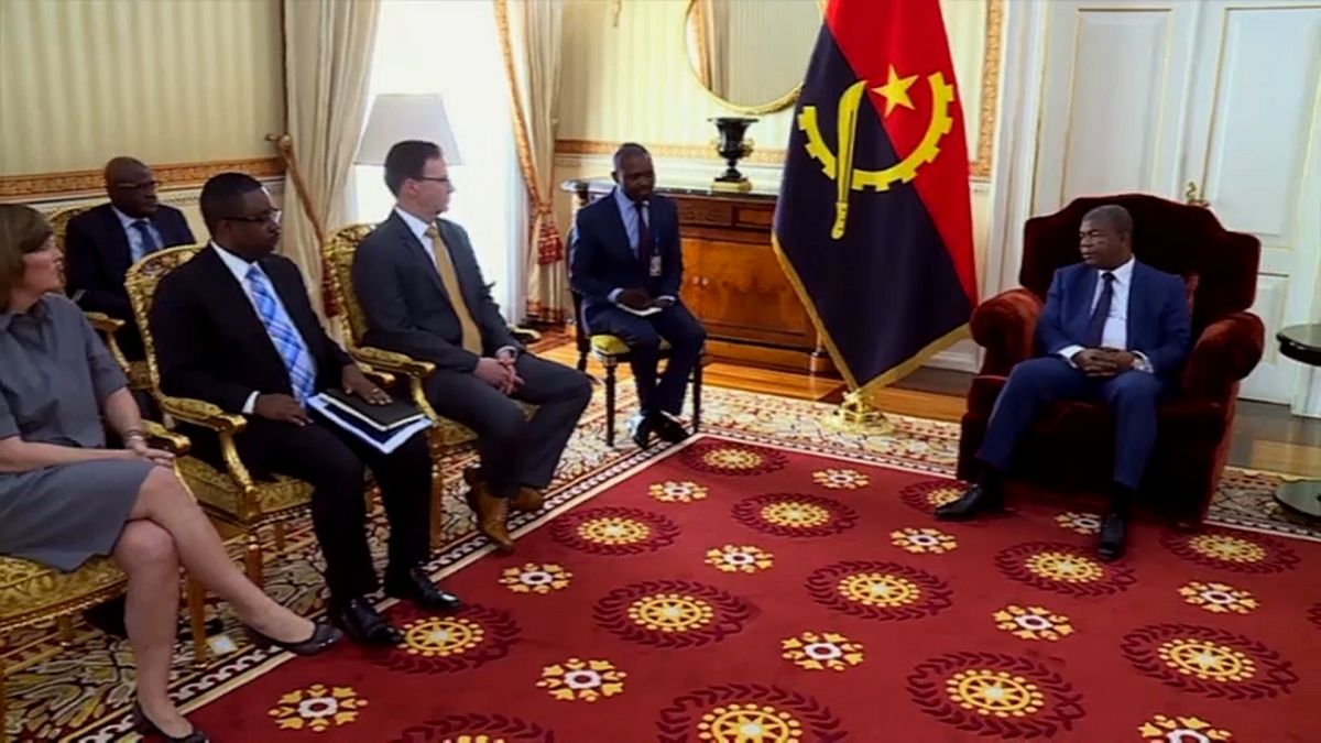 Angola estreia brevemente Mercado de Ações