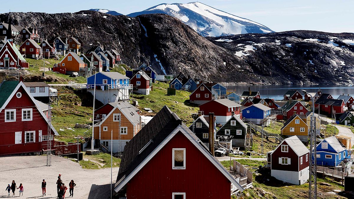 Danimarka'ya bağlı Grönland'in batısındaki Upernavik kentinden genel görünüm