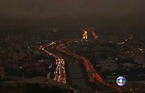 El humo de los incendios del Amazonas oscurece el cielo de Sao Paulo en plena tarde