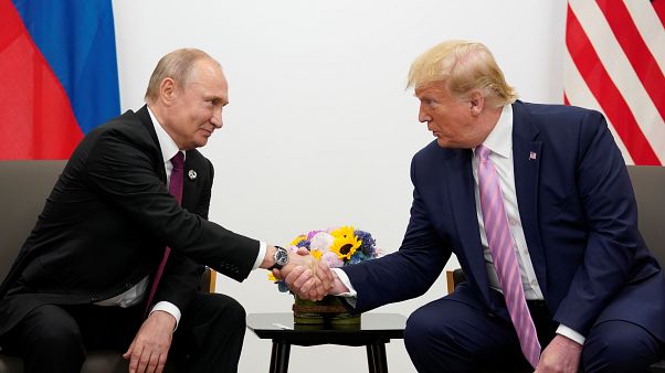 Trump y Macron apoyan la vuelta de Rusia al G-7 Trump y Macron apoyan la vuelta de Rusia al G-7