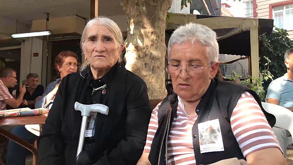 Cumartesi Anneleri'nden Elmas Eren'in gözü arkada kaldı: 39 yıl evlat aramakla geçen bir ömür Cumartesi Anneleri'nden Elmas Eren'in gözü arkada kaldı: 39 yıl evlat aramakla geçen bir ömür