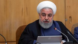 الرئيس الإيراني حسن روحاني خلال لقاء وزاري في طهران (أرشيف) 
