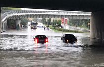 İstanbul'da sağanak yağış: Altgeçitleri su bastı