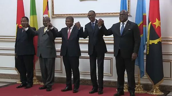Contra o fim das tensões, Ruanda e Uganda assinam acordo Contra o fim das tensões, Ruanda e Uganda assinam acordo