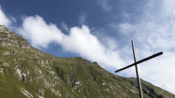 21-Jähriger stürzt beim Bergsteigen in Vorarlberg in den Tod 21-Jähriger stürzt beim Bergsteigen in Vorarlberg in den Tod