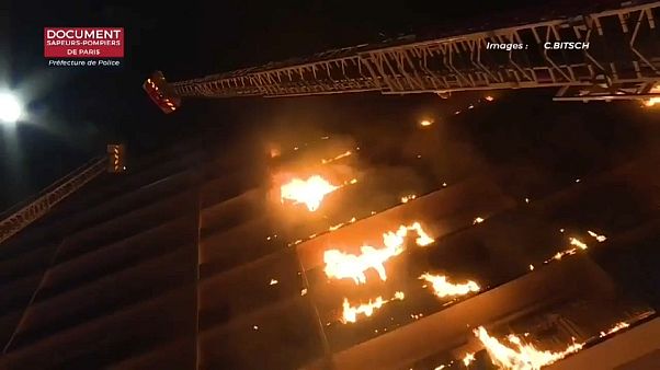 Παρίσι: Φωτιά σε νοσοκομείο- Ένας νεκρός, οκτώ τραυματίες Παρίσι: Φωτιά σε νοσοκομείο- Ένας νεκρός, οκτώ τραυματίες
