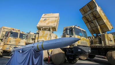 Iráni kardcsörtetés: saját fejlesztésű rakétarendszer