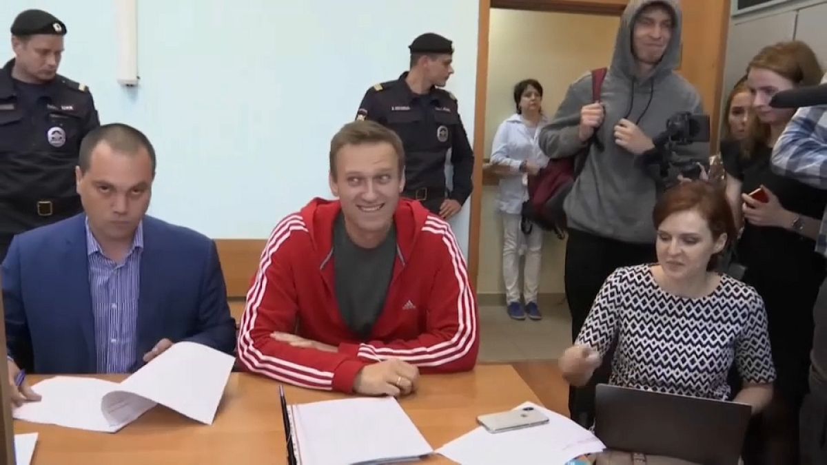 Суд не продлил срок Навальному