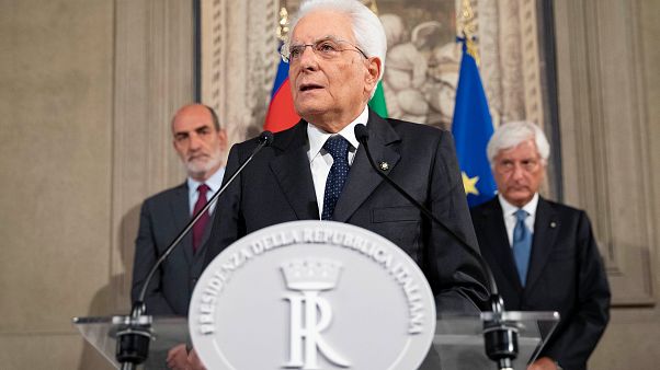 Italia, Mattarella: "Martedì nuove consultazioni" Italia, Mattarella: "Martedì nuove consultazioni"