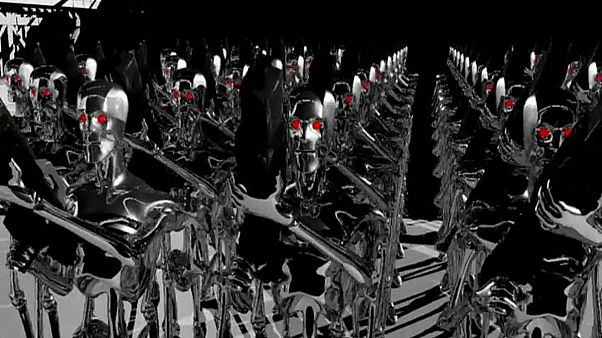 Teknoloji şirketleri 'bir etnik grubu' yok edebilecek katil robotlar üzerine çalışıyor Teknoloji şirketleri 'bir etnik grubu' yok edebilecek katil robotlar üzerine çalışıyor