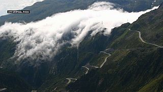 VIDEO: Wenn Wolken wie Flüsse strömen - am Grimsel Pass (2165m)