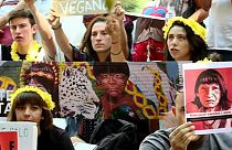 200 personas protestan en Madrid: "Sin la Amazonia, no hay futuro"