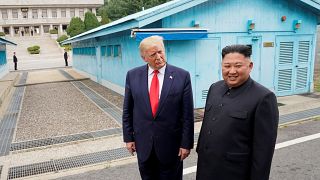 الرئيس الأمريكي دونالد ترامب والزعيم الكوري الشمالي كيم جونغ أون
