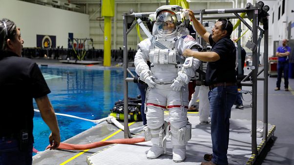 Uzayda işlenen ilk suç iddiası: Astronot, boşanma davası açan eşinin banka hesabına girdi Uzayda işlenen ilk suç iddiası: Astronot, boşanma davası açan eşinin banka hesabına girdi