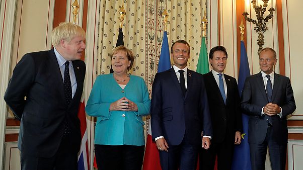 BoJo az európai vezetőkkel a G7-ek biarritzi csúcsértekezletén BoJo az európai vezetőkkel a G7-ek biarritzi csúcsértekezletén