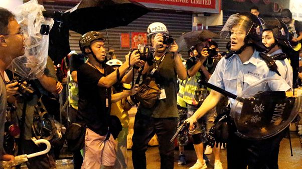 Mais violência em Hong Kong Mais violência em Hong Kong