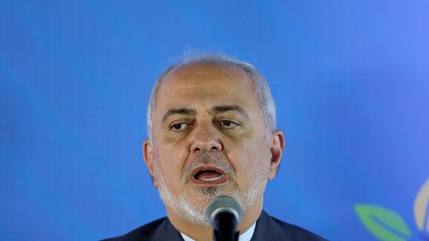 Al G7 la sorpresa del ministro degli esteri iraniano Al G7 la sorpresa del ministro degli esteri iraniano